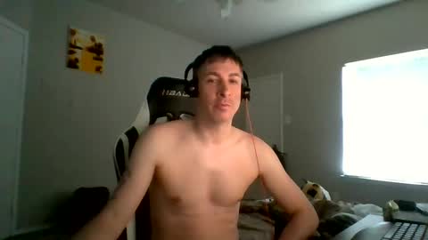 Snapshot of cmypenis chatting on 01/20/25, 09:43 Master Bates online show from 01/20/25, 09:43