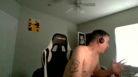 Snapshot of cmypenis chatting on 03/02/25, 10:16 Master Bates online show from 03/02/25, 10:16