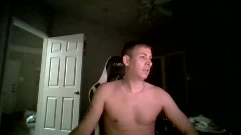 Snapshot of cmypenis chatting on 03/03/25, 05:20 Master Bates online show from 03/03/25, 05:20