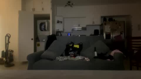 Snapshot of cock93666 chatting on 11/17/25, 11:27 cock93666 online show from 11/17/25, 11:27