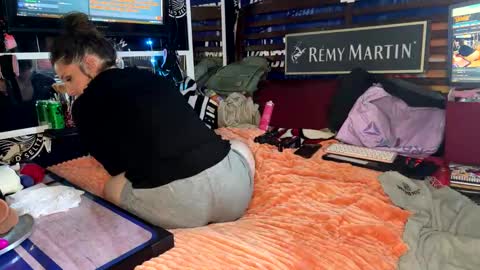 COCK N CREAMZ  WET DREAMZ online show from 12/27/24, 07:29