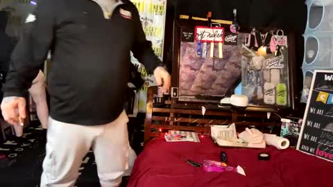 COCK N CREAMZ  WET DREAMZ online show from 01/25/25, 08:00