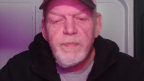 Snapshot of cockreadynow4u chatting on 12/25/24, 07:35 cockreadynow4u online show from 12/25/24, 07:35