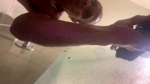 Snapshot of cockspitting chatting on 04/03/26, 01:31 cockspitting online show from 04/03/26, 01:31