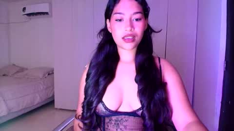 cocoa886863 online show from 11/08/25, 12:33