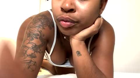 Cocoa Casper online show from 10/24/25, 02:52