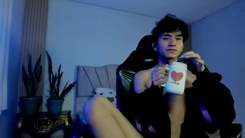 COCO online show from 04/01/26, 12:39