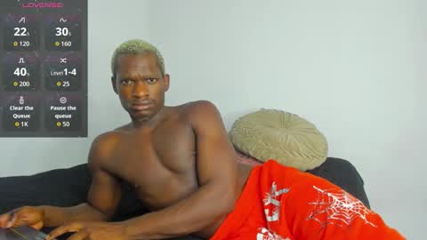 Snapshot of coddy_fit chatting on 01/19/26, 06:28 cody online show from 01/19/26, 06:28