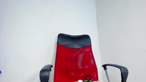 Snapshot of coddy_fit chatting on 02/12/26, 11:49 cody online show from 02/12/26, 11:49