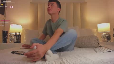 Snapshot of cody_johnsonn_ chatting on 09/09/25, 07:46 CODY online show from 09/09/25, 07:46