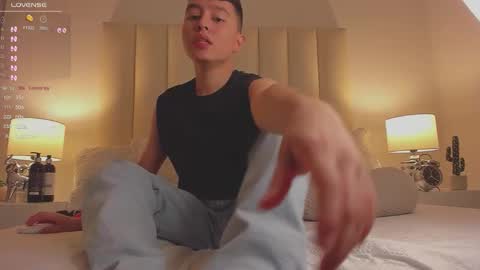 Snapshot of cody_johnsonn_ chatting on 09/29/25, 08:02 CODY online show from 09/29/25, 08:02