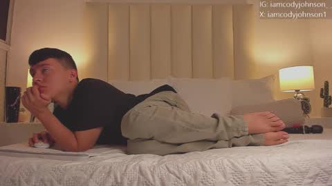 Snapshot of cody_johnsonn_ chatting on 10/30/25, 08:20 CODY online show from 10/30/25, 08:20