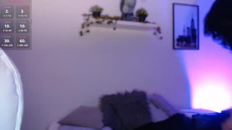 Phia And Luna online show from 10/16/25, 04:02