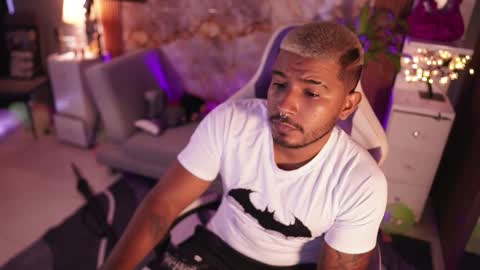 Andres online show from 11/02/25, 01:24