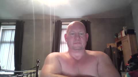 Snapshot of col4nows chatting on 11/24/25, 10:15 col4nows online show from 11/24/25, 10:15