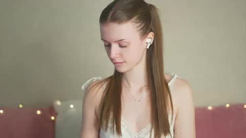 Snapshot of cold_humble chatting on 05/04/26, 04:19 Akumakekw online show from 05/04/26, 04:19