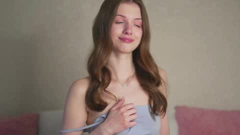 Snapshot of cold_humble chatting on 05/08/26, 03:12 Akumakekw online show from 05/08/26, 03:12