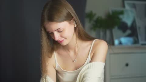 Snapshot of cold_humble chatting on 07/02/26, 03:23 Akumakekw online show from 07/02/26, 03:23