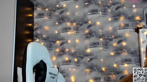 Criss online show from 02/05/25, 04:06