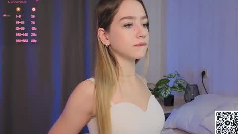 Criss online show from 10/13/25, 03:28