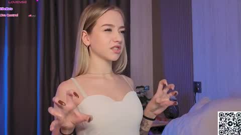 Criss online show from 11/24/25, 03:17