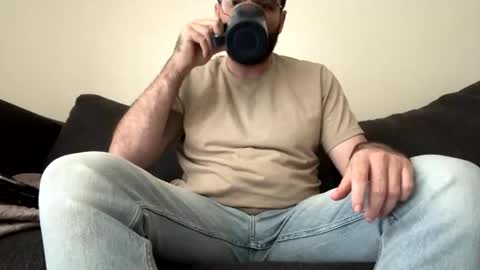 Snapshot of coldmobil3 chatting on 11/16/25, 05:18 coldmobil3 online show from 11/16/25, 05:18