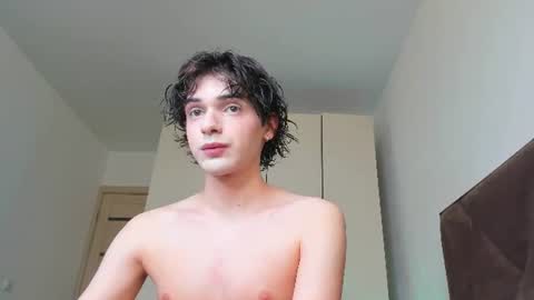 Snapshot of colestorm_ chatting on 06/25/26, 05:45 COLE - ig online show from 06/25/26, 05:45