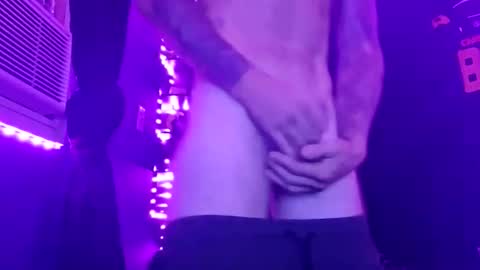 Snapshot of colevan2390 chatting on 11/14/25, 04:49 colevan2390 online show from 11/14/25, 04:49