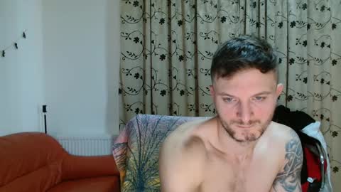 Snapshot of colin_hopex chatting on 11/18/25, 09:14 colin hopex online show from 11/18/25, 09:14