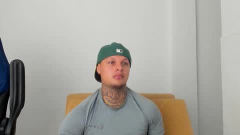 Snapshot of colin_prince2 chatting on 12/04/24, 05:16 COLIN online show from 12/04/24, 05:16