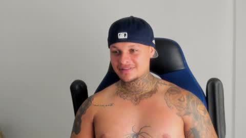 Snapshot of colin_prince2 chatting on 12/24/24, 06:44 COLIN online show from 12/24/24, 06:44