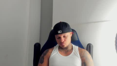 Snapshot of colin_prince2 chatting on 01/11/25, 05:41 COLIN online show from 01/11/25, 05:41