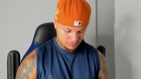 Snapshot of colin_prince2 chatting on 01/16/25, 06:37 COLIN online show from 01/16/25, 06:37