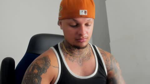 Snapshot of colin_prince2 chatting on 01/21/25, 02:11 COLIN online show from 01/21/25, 02:11