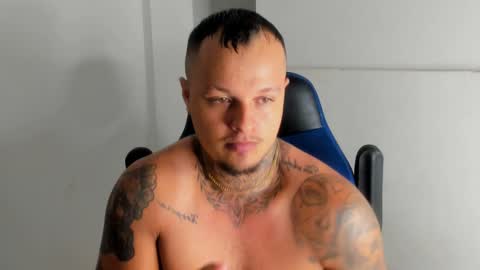 Snapshot of colin_prince2 chatting on 01/22/25, 05:28 COLIN online show from 01/22/25, 05:28