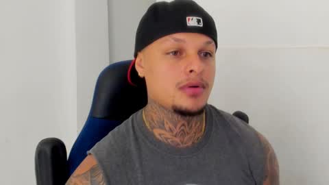 Snapshot of colin_prince2 chatting on 01/28/25, 10:01 COLIN online show from 01/28/25, 10:01