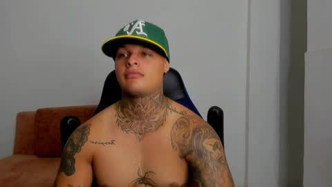 Snapshot of colin_prince2 chatting on 02/26/25, 06:21 COLIN online show from 02/26/25, 06:21