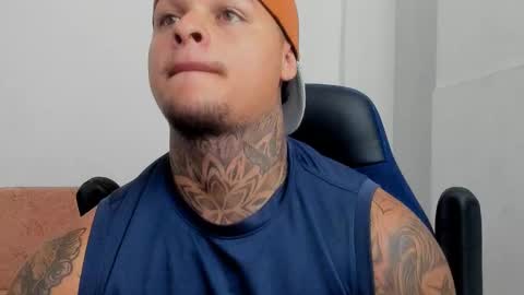 Snapshot of colin_prince2 chatting on 03/11/25, 01:59 COLIN online show from 03/11/25, 01:59