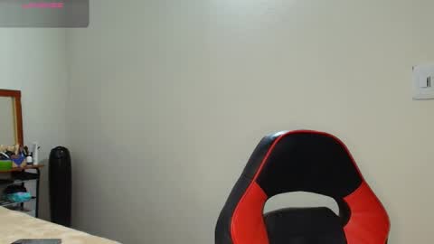 IG  online show from 11/14/25, 08:24