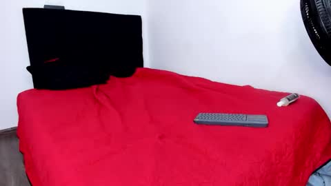 college_muscle_ass online show from 03/15/26, 05:08