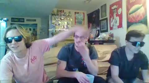 Snapshot of college_packing_8 chatting on 10/05/25, 11:35 college_packing_8 online show from 10/05/25, 11:35