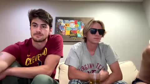 Snapshot of college_packing_8 chatting on 10/09/25, 12:52 college_packing_8 online show from 10/09/25, 12:52