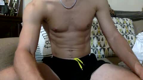 Snapshot of collegedudejames chatting on 09/23/25, 01:25 DILF James online show from 09/23/25, 01:25