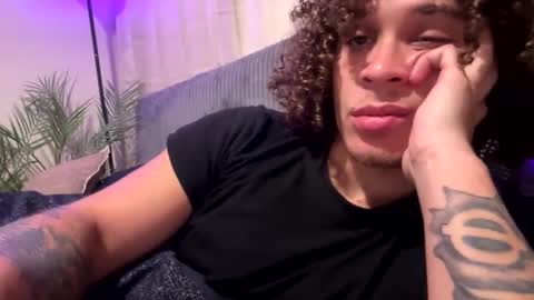 Adonis of online show from 01/14/26, 09:37