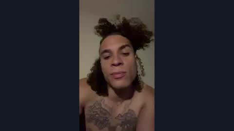 Adonis of online show from 05/06/26, 01:47
