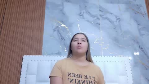  MEGAN  online show from 01/18/26, 08:01