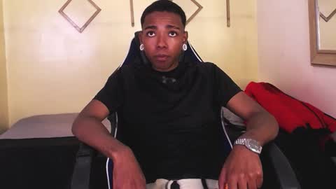 Snapshot of collemanstone chatting on 11/26/25, 03:40 CollemanStone online show from 11/26/25, 03:40