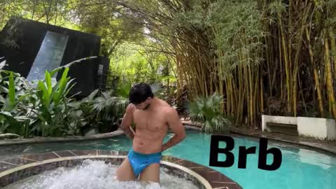 Snapshot of collins_emmett chatting on 12/13/25, 07:53 EMMETT COLLINS online show from 12/13/25, 07:53