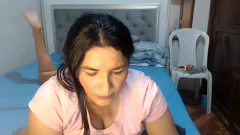 viviana online show from 08/06/26, 07:49
