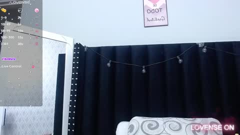Snapshot of colombia_mommy_ chatting on 01/08/25, 12:15 GRETCHEN online show from 01/08/25, 12:15